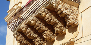 Noto, balcone palazzo Nicolaci